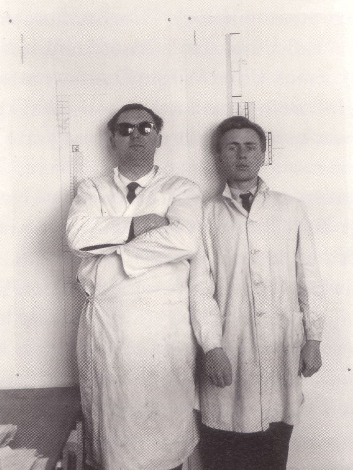 Johannes Spalt (l.) und Friedrich Kurrent (r.)
in ihrem Büro in Wien, 1957