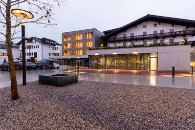 Posthof, St. Johann i. T.