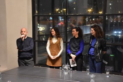 Ausstellungseröffnung mit Arno Ritter (aut), Rachel Katstaller (Enkelin) sowie Nicola Weber und  Ivona Jelčić (Ausstellungskuratorinnen)