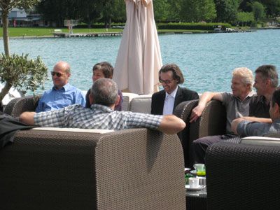 Baukulturfrühstück Schloss Velden, Seespitz – v.l. – Prof. Erich Raith, Prof. Karin Raith, Arch. Werner Seidl, Arch. Gerhard Kopeinig, Vzbgm. Helmut Steiner, Bgm. Ferdinand Vouk