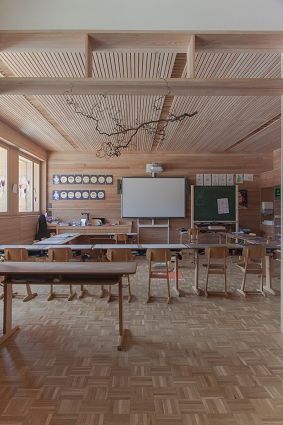 Lernen in Holzklassen_ Volksschule Gnesau