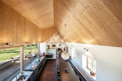 ORTE_Bauvisite_Spuren im Licht_Atelierhaus Wolfshof Innenansicht_Johannes Kraus