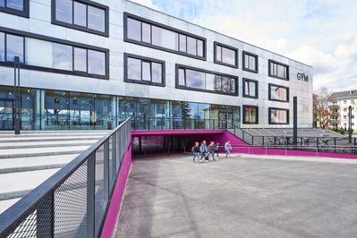 Gymnasium Josefstraße