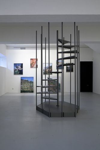 Blick in die Ausstellung "Italomodern" im aut