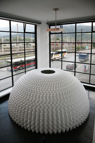 Blick in die Ausstellung "Bas Princen, Milica Topalovic: Invisible Frontier"