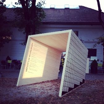 Skulptur: Architektur reflektiert