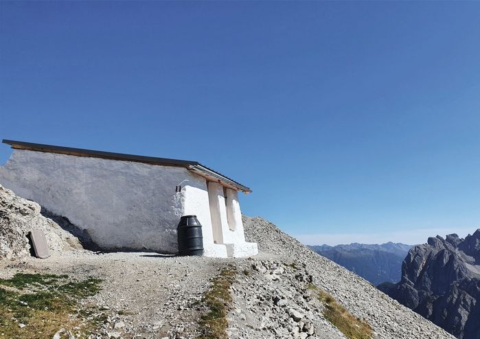 Lobende Erwähnung des Landes Tirol für Neues Bauen 2022: Linderhütte, Wiederaufbau, Spitzkofel, Amlach in Osttirol, 2019 – 2021 (Architektur: Plattform Architektur Osttirol)