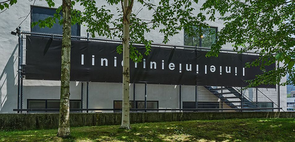 Heinz Gappmayr: Linie, line, 1966 (Installation am Adambräu)