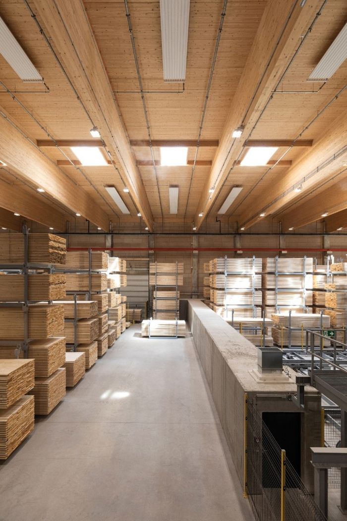 VERTIKAL · Bürogebäude Steinfeld