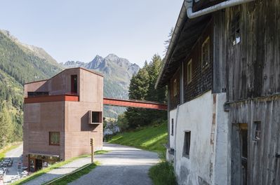 Tiroler Steinbockzentrum, St. Leonhard im Pitztal, 2016 – 2020 (Architektur: Rainer Köberl, Daniela Kröss)