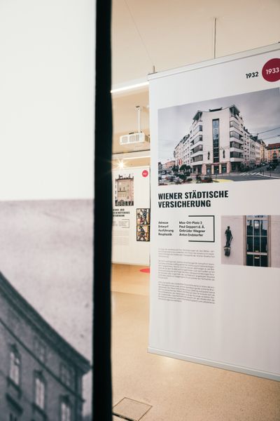 Ausstellungsansicht "Moderne Architektur in Salzburg"