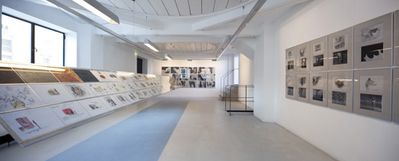 Blick in die Ausstellung "Cornelius Kolig: Meine Heimat ist mein Körper"