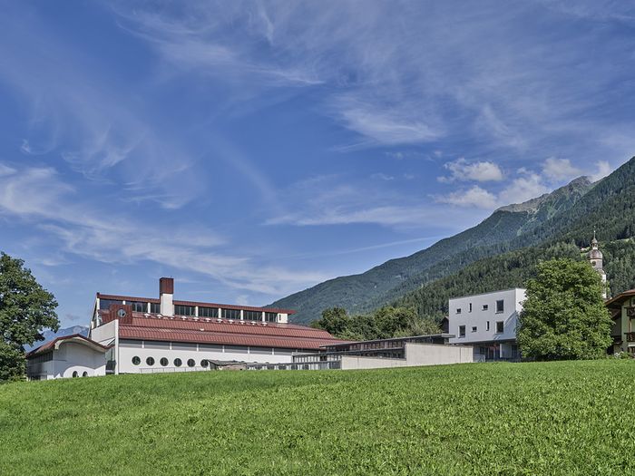 Schigymnasium Stams mit Erweiterung Burscheninternat