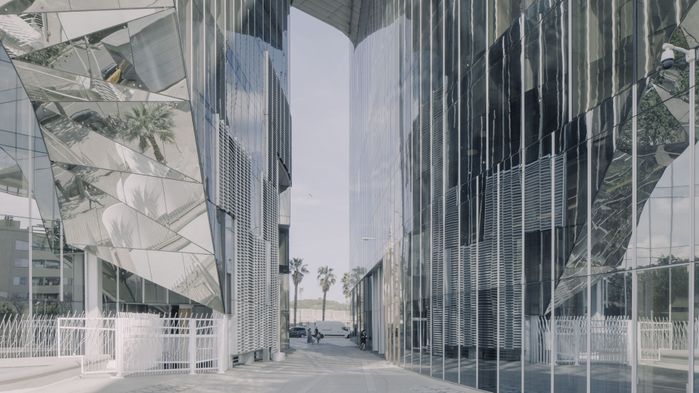 Videostill aus Miralles, 2024, Regie: María Mauti