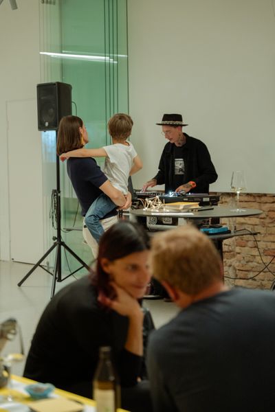 Dj Sticky sorgte bei der Feier mit Classics sowie Zeitgenössischen Hits für die richtige Stimmung