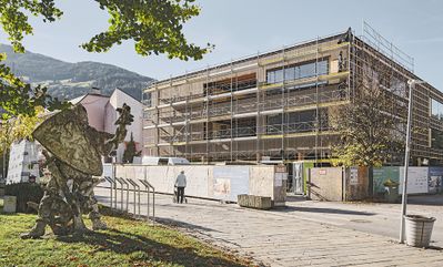 Volksschule am Kirchplatz, Wattens