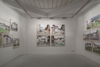 Blick in die Ausstellung "Walter Niedermayr: Koexistenzen" im aut