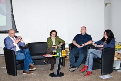 Museum ist … was ich mir wünsche. – Diskussionsrunde: Mag. Thomas Jerger (Landesmuseum Kärnten), Dr. Brigitte Schlögl (Landesmuseum Niederösterreich), Dr. Andreas Rudigier (vorarlberg museum), Mag. Michaela Monschein (Moderation)