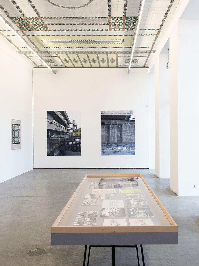 Ausstellungsansicht Geometrien des Lebens. Materialien zu Viktor Hufnagl (1922–2007),  2022