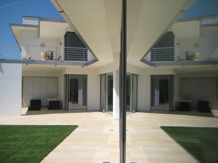 Spiegelung der Architektur