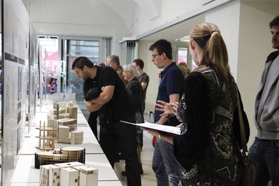 Eröffnung Intensive Oberflächen