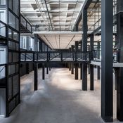 Handelszentrum 16, Überblick - © Dimitar Gamizov