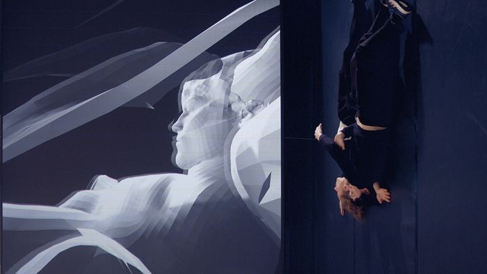 INTRA SPACE, Probe im Set Up