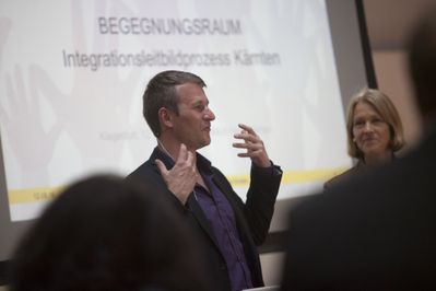 WOHNEN, NACHBARSCHAFT und ÖFFENTLICHER RAUM