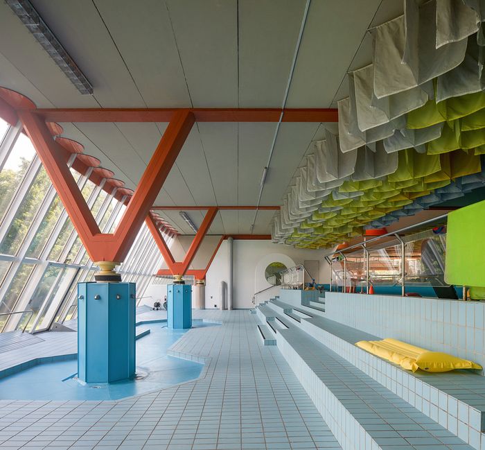 Josef Lackner, Schule der Ursulinen, Innsbruck, 1971 – 79