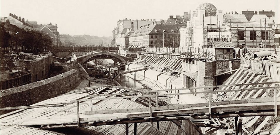 Wienflusseinwölbung und Secession im Bau