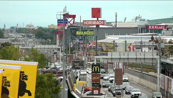 Seit Jahrzehnten werden unsere Städte fürs Auto gebaut (Vösendorf bei Wien).