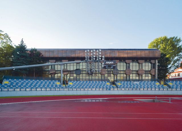 Sporthalle, 1980-1982,  Architektur: Jiri Siegel