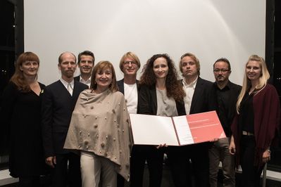 Lobende Erwähnung für das Werkstättengebäude der Tiroler Fachberufsschule für Garten, Raum und Mode in Hall von Werner Kleon, Veronika König und Rudolf Palme.