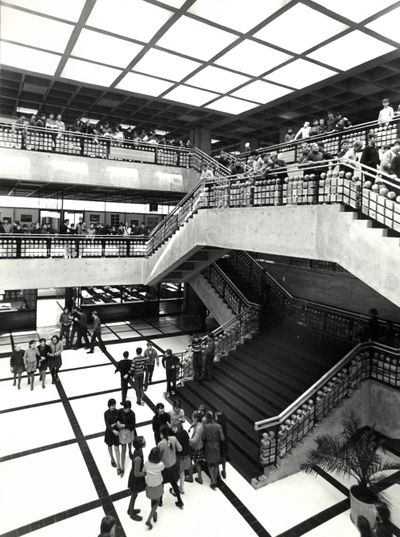 Hauptschule Weiz - Halle