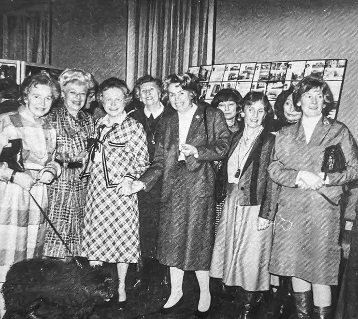 Ausstellungseröffnung Konstruktiv 128, 1986 (E. Sundt zweite von links)