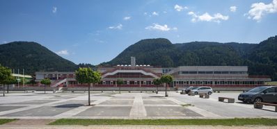 Viktor Hufnagl und Fritz Gerhard Mayr, Modellschule Wörgl, 1969–73