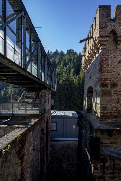 Ausstellungszentrum Heft, Hüttenberg / Günther Domenig