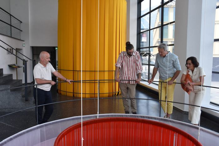 José Selgas und Lucía Cano in ihrer Rauminstallation