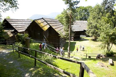 Exkursion ins Kärntner Freilichtmuseum Maria Saal