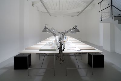 Blick in die Ausstellung "Karl Wutt: Stile von Gegenden und Gegenständen"