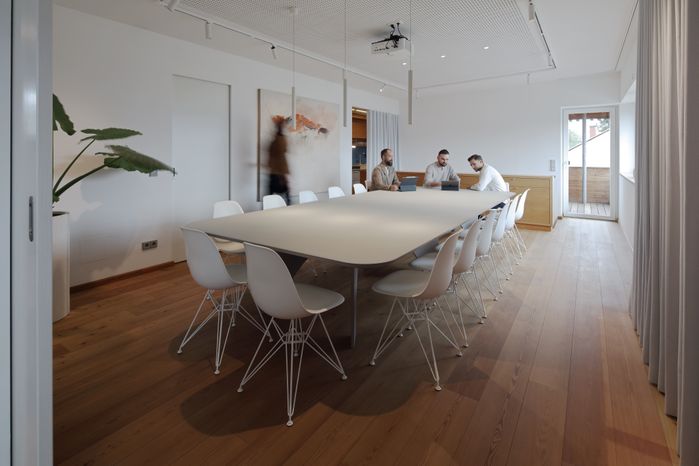 Lendarchitektur, Büro – Besprechungsraum OG2, 2024, Foto: © Christian Brandstätter