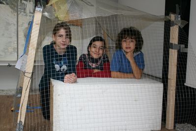 ÖFFENTLICH-PRIVAT-RAUM SCHAFFEN