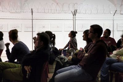 Michael Hirschbichler: JENSEITS DER KÜSTE UTOPIAS, 02.12.2015